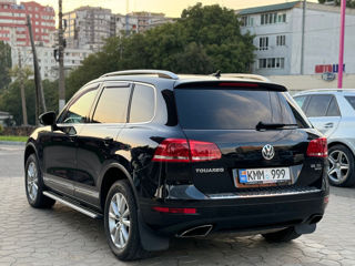 Volkswagen Touareg foto 4