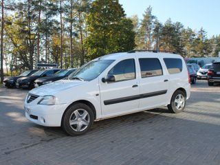 Dacia Logan foto 1