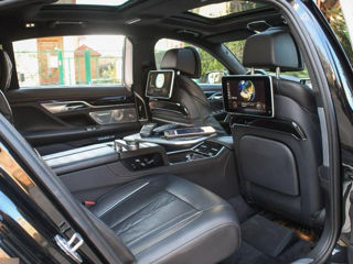 BMW 7 Series foto 5