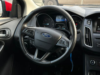 Ford Focus foto 17