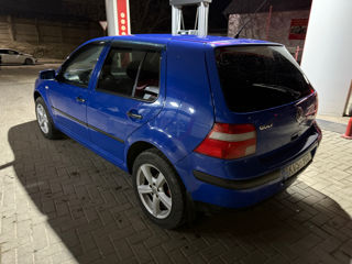 Volkswagen Golf foto 4