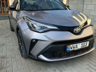 Toyota C-HR foto 3