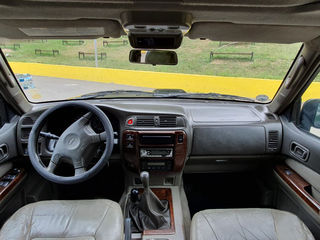 Nissan Patrol foto 9