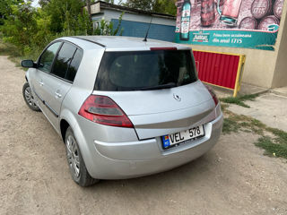 Renault Megane foto 3