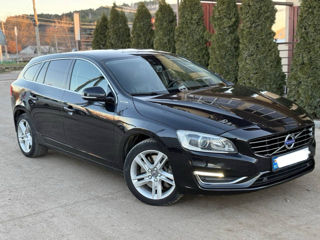 Volvo V60 foto 3