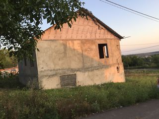 Casa este amplasată la 12 km de la Chișinău .linga Colonita foto 5