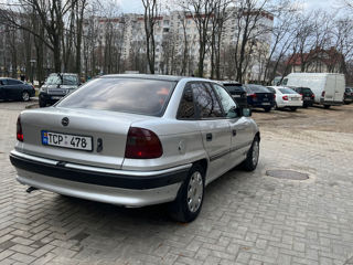 Opel Astra foto 7