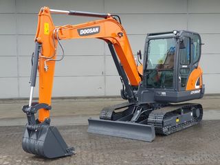 Mini-excavator doosan dx55-9cn nou! / мини-экскаватор doosan dx55-9cn новый! foto 1