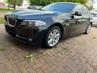 BMW 5 Series foto 3