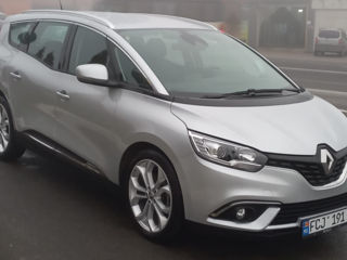 Renault Grand Scenic foto 2