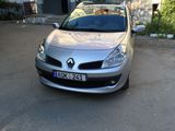 Renault Clio foto 1