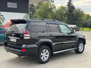 Toyota Land Cruiser Prado foto 4