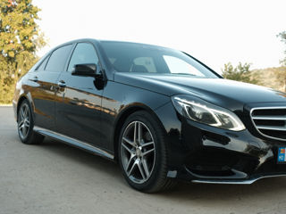 Mercedes E-Class foto 2