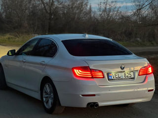 BMW 5 Series foto 3