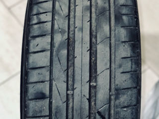 235/40R19 Hankook