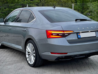 Skoda Superb foto 3