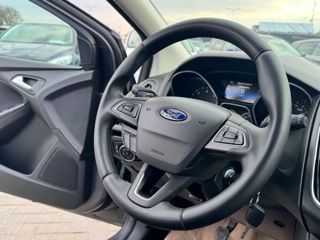 Ford Focus foto 9