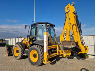 Jcb 4CX  2013 an foto 4