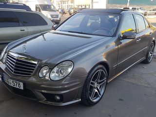 Mercedes E Class foto 1