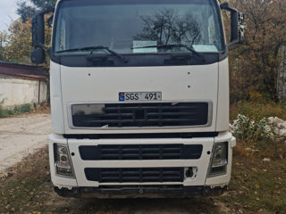 Volvo Fh12 foto 2