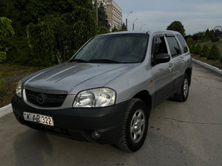 Mazda Tribute foto 2