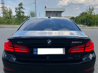 BMW 5 Series foto 4