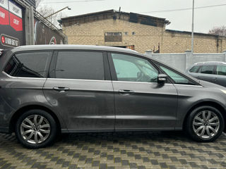 Ford Galaxy foto 3