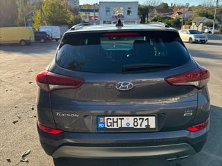 Hyundai Tucson foto 2