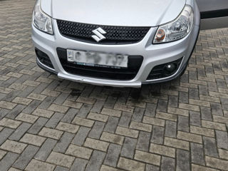 Suzuki SX4 foto 8