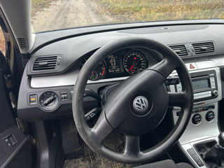 Volkswagen Passat foto 6