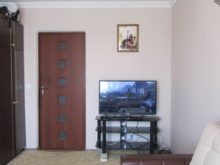 Se vinde apartament in satul Bulboaca. Pentru mai multe detalii apelati 061104082 foto 5
