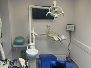 Se vinde fotoliu stomatologic Sirona C8+