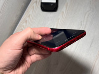 iPhone 11 red 64gb foto 3