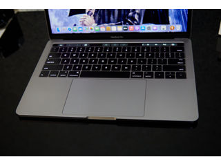 MacBook Pro 13, 2016 Touchbar/ i5 6gen/ 8gb Ram/ 512gb SSD/ 421 cicluri/ Mac OS Monterey foto 4