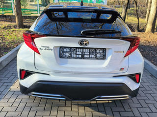 Toyota C-HR foto 6