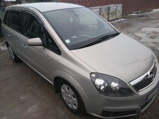 Opel Zafira foto 6