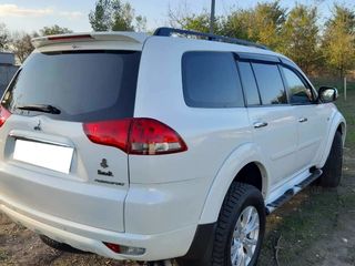 Mitsubishi Pajero Sport foto 5