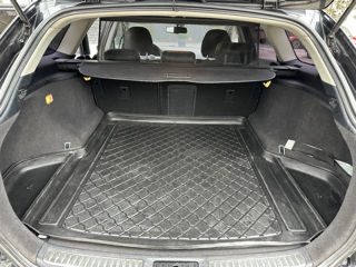 Toyota Avensis foto 8