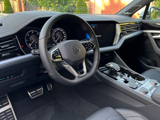 Volkswagen Touareg foto 8