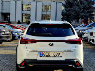 Lexus UX foto 3