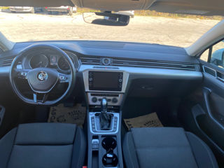 Volkswagen Passat foto 6