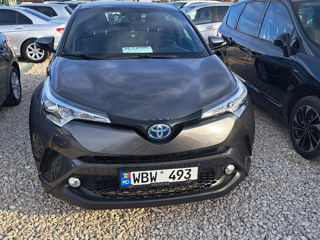 Toyota C-HR foto 9