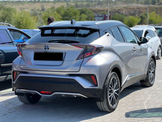 Toyota C-HR foto 3