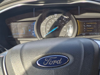 Ford Fusion foto 4