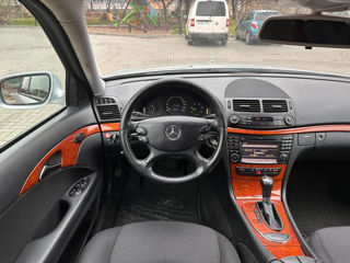 Mercedes E-Class foto 11