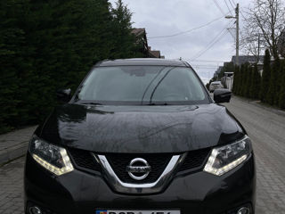 Nissan X-Trail foto 2