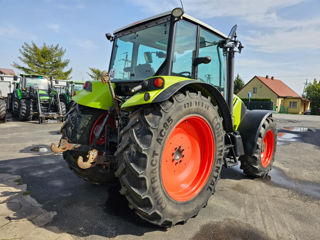 Claas Axos 340 foto 4