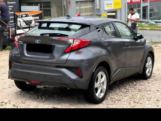 Toyota C-HR foto 5