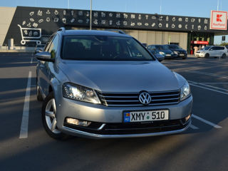 Volkswagen Passat foto 4