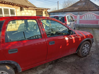 Opel Corsa foto 2